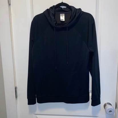 New without tags never used Women's Black MEMBERS MARK Lounge Hoodie Size large Must pick up