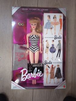 Barbies Classic Vintage 1959 Certified 35 Anniversary
