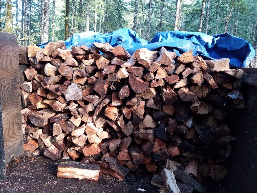 Free Delivery 200 A cord Season Firewood for Sale in Port Orchard, WA
