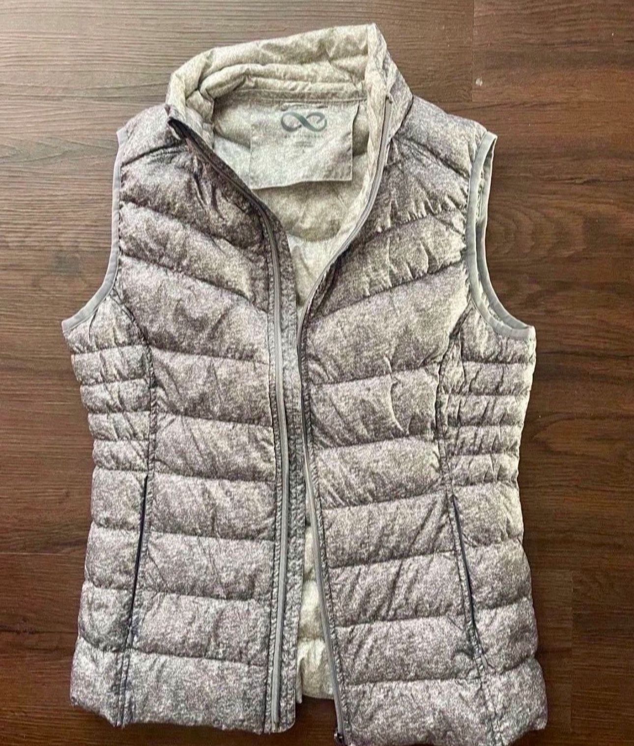 New Woman’s Vest, Size S, Be Boundless