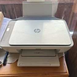 HP Inkjet Color Printer And Scanner. 