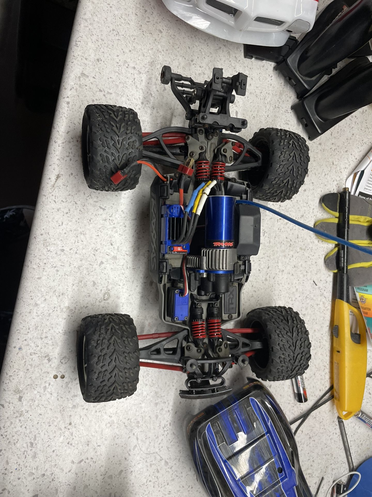 traxxas mini e revo 1/16 scale