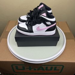 Air Jordan 1 Light Arctic Pink size 4.5 youth = womens size 6