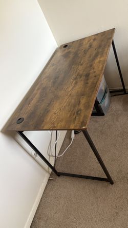 Desk (reversible)