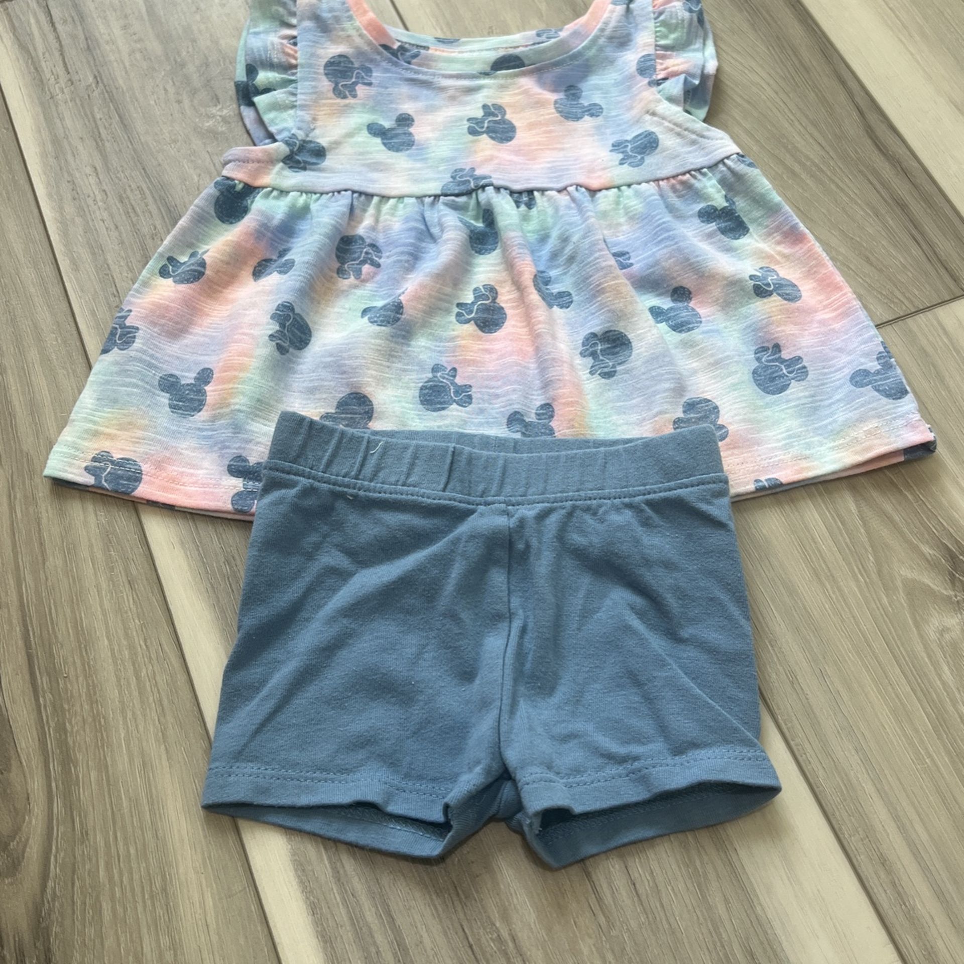 baby clothes from 3 months / Ropa De Bebé De 3 Meses