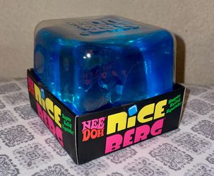 NEW Viral squishy NeeDoh Nice Berg AND Nice Cube, Blue & Pink