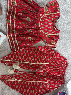Indian wear girl 3-4 yrs old