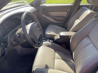 1994 Toyota Camry Thumbnail