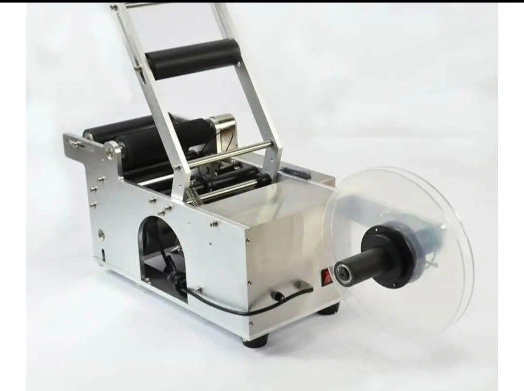*** BRAND NEW- AUTOMATIC BOTTLE LABEL MAKER ***
