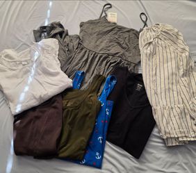 Women's Size Large Bundle
