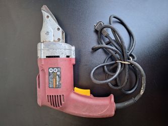 Chicago Electric 14 Gauge Swivel Head Shear