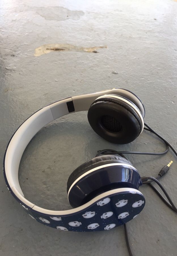 Skullcandy headphones