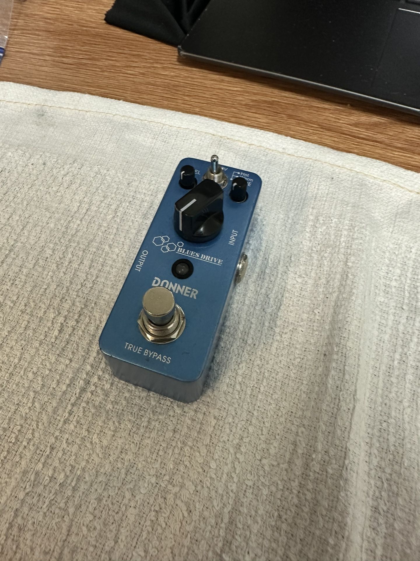 Blues guitar pedal