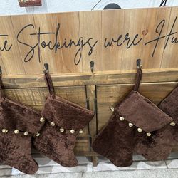 Stocking Stuffer Hanger With Four Stockings