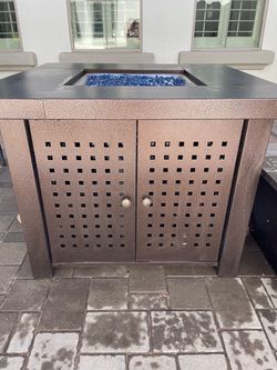 Outdoor Propane Fire Pit Table