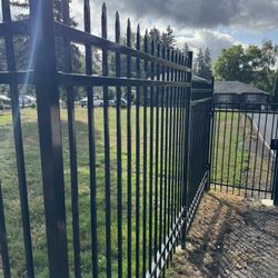 Wrought Iron Fence 10’x7’ With 2x2” Posts 