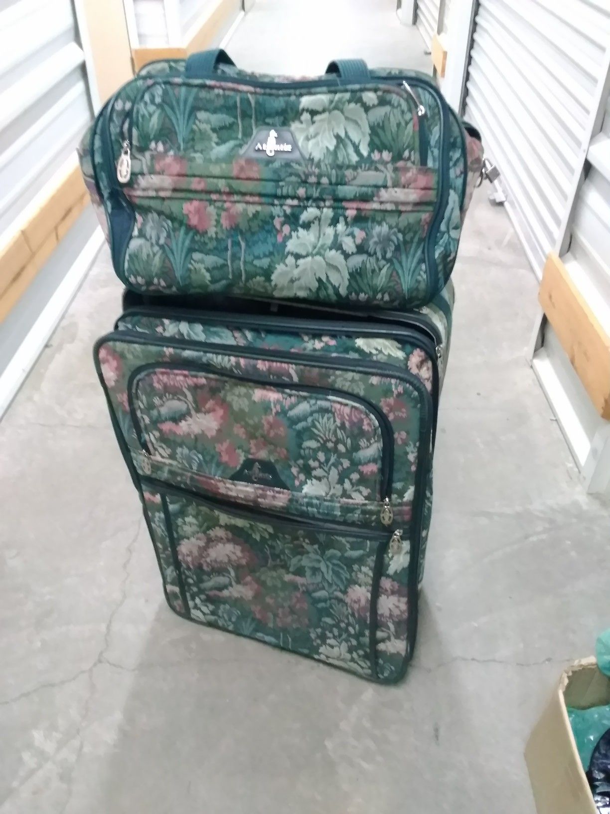 Vintage Atlantic suitcase and carry on
