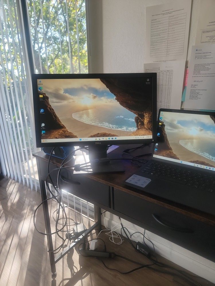 Dell Computer Monitor With HDMI ADAPTER 