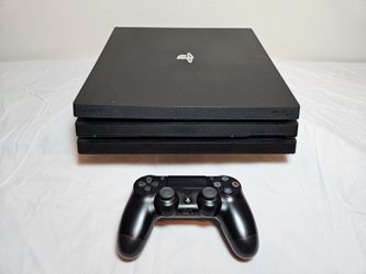 'Custom' Playstation 4 Pro With 2TB SSD