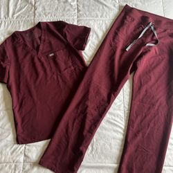 Women’s Size Medium Burgundy Figs Scrubs