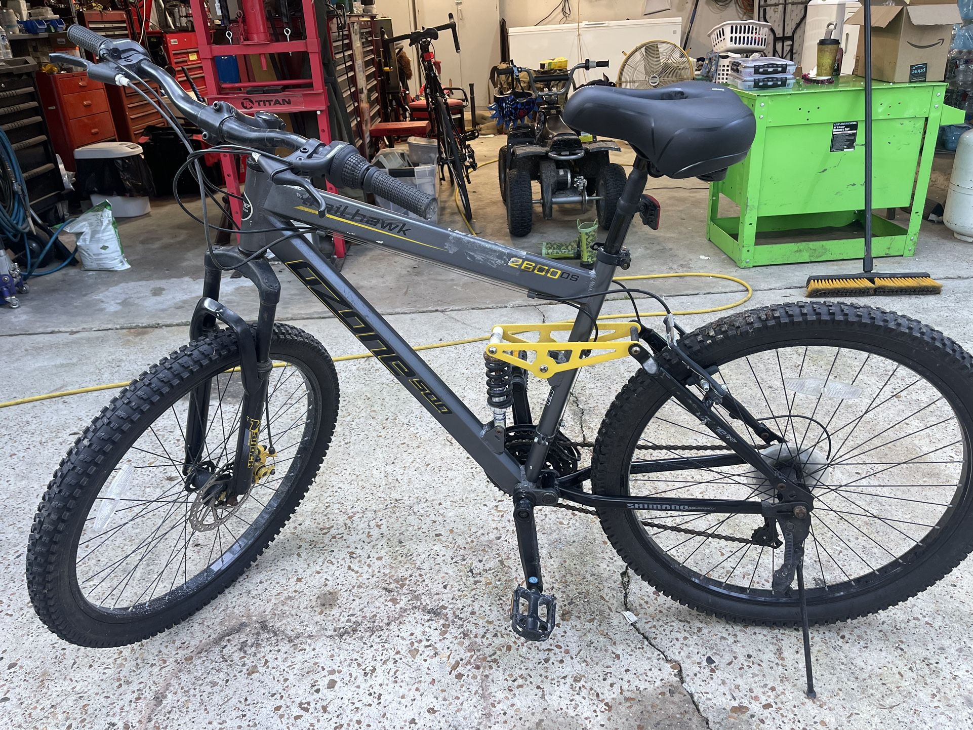 Trail hawk Ozone 500 Mountain Bike 29" for Sale in Magnolia, TX - OfferUp