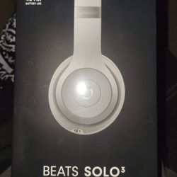 Beats Solo 3 Headphones