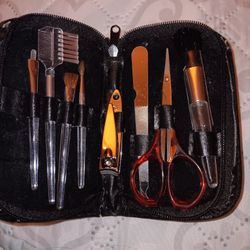 Nail And Grooming Kit