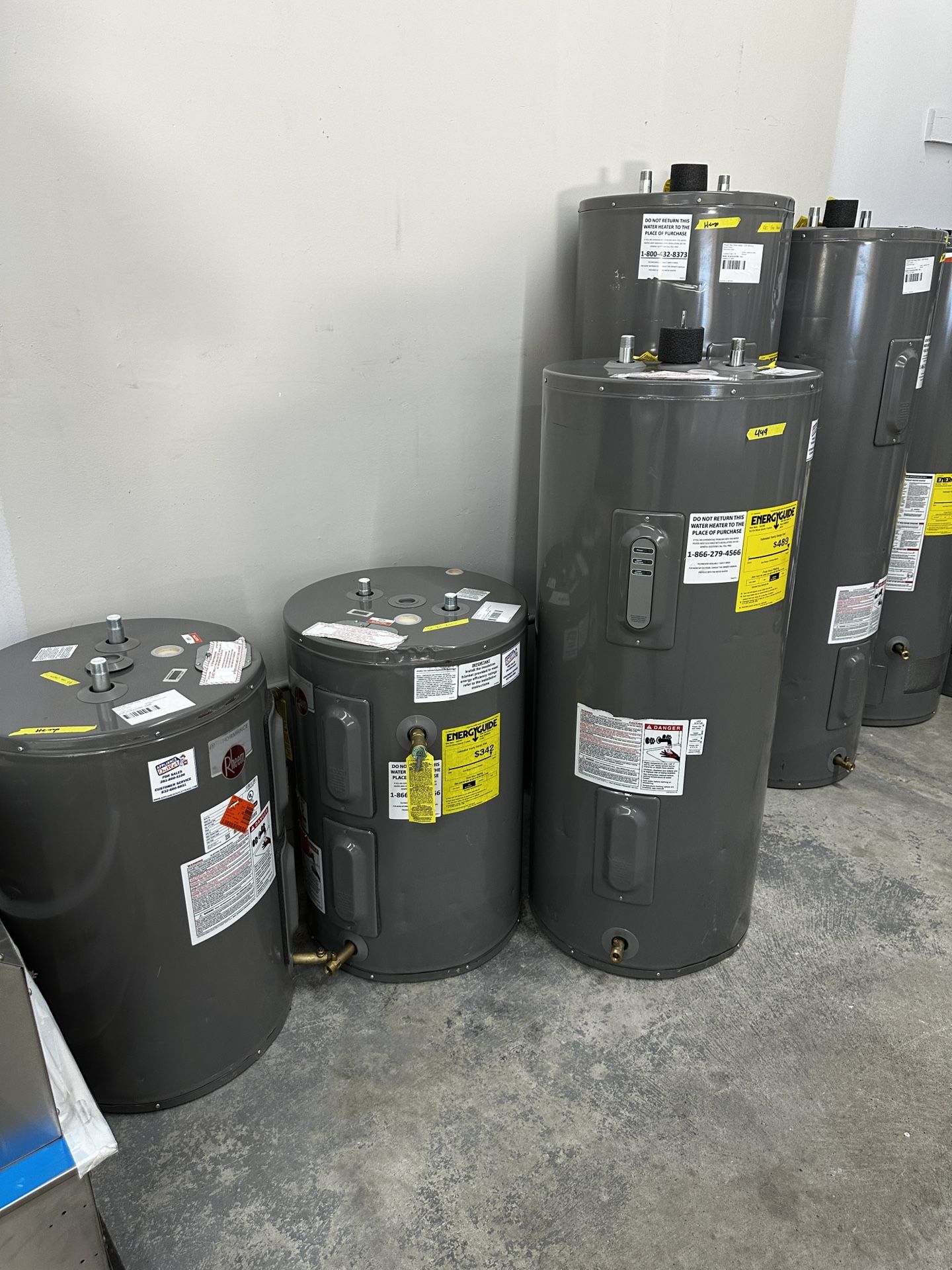 🔥CLEARANCE WATER HEATERS AVAILABLE 30, 40, & 50 GALLON GAS OR ELECTRIC 🔥WARRANTY 🔥DELIVERY🔥