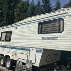 1992 25ft Hitchhiker W/manual Slide