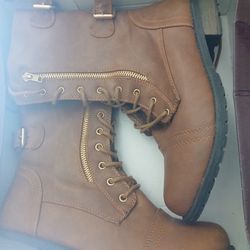 Tan Boots Size 9 Women 