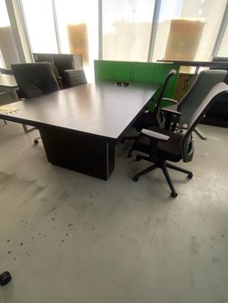 Conference tabke rectangular 4x8’ dhana