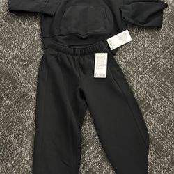 SELL TODAY - Women’s BRAND NEW LULULEMON Scuba Set Sz XXS