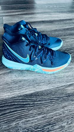 Nike Kyrie 5 UFO (11.5) Space Jam Shoes