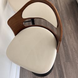 Set of 3 Modern Bar Stools – Wood + Cream Upholstery (Swivel)