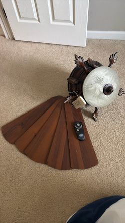 Flush mount ceiling fan