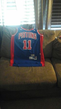 Brand new Isaiah thomas jersey size large