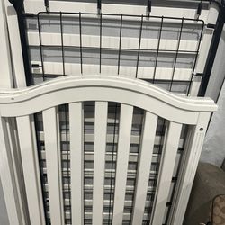 Crib Included With Mattress 