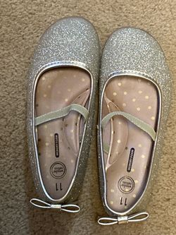 Girls Size 11 Gold Glitter Flats 