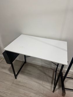 Small desk