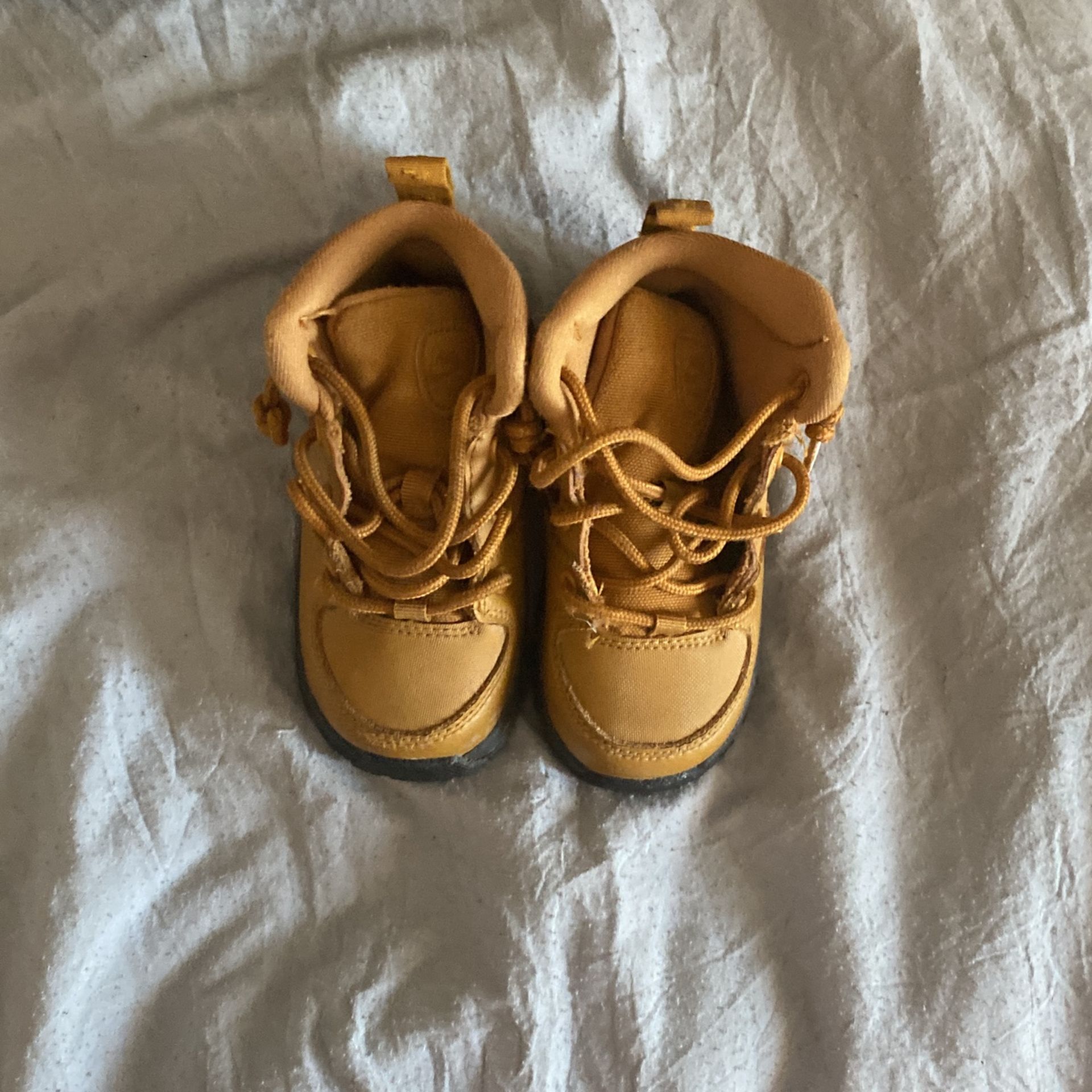Nike ACG Boots (6C) Toddlers