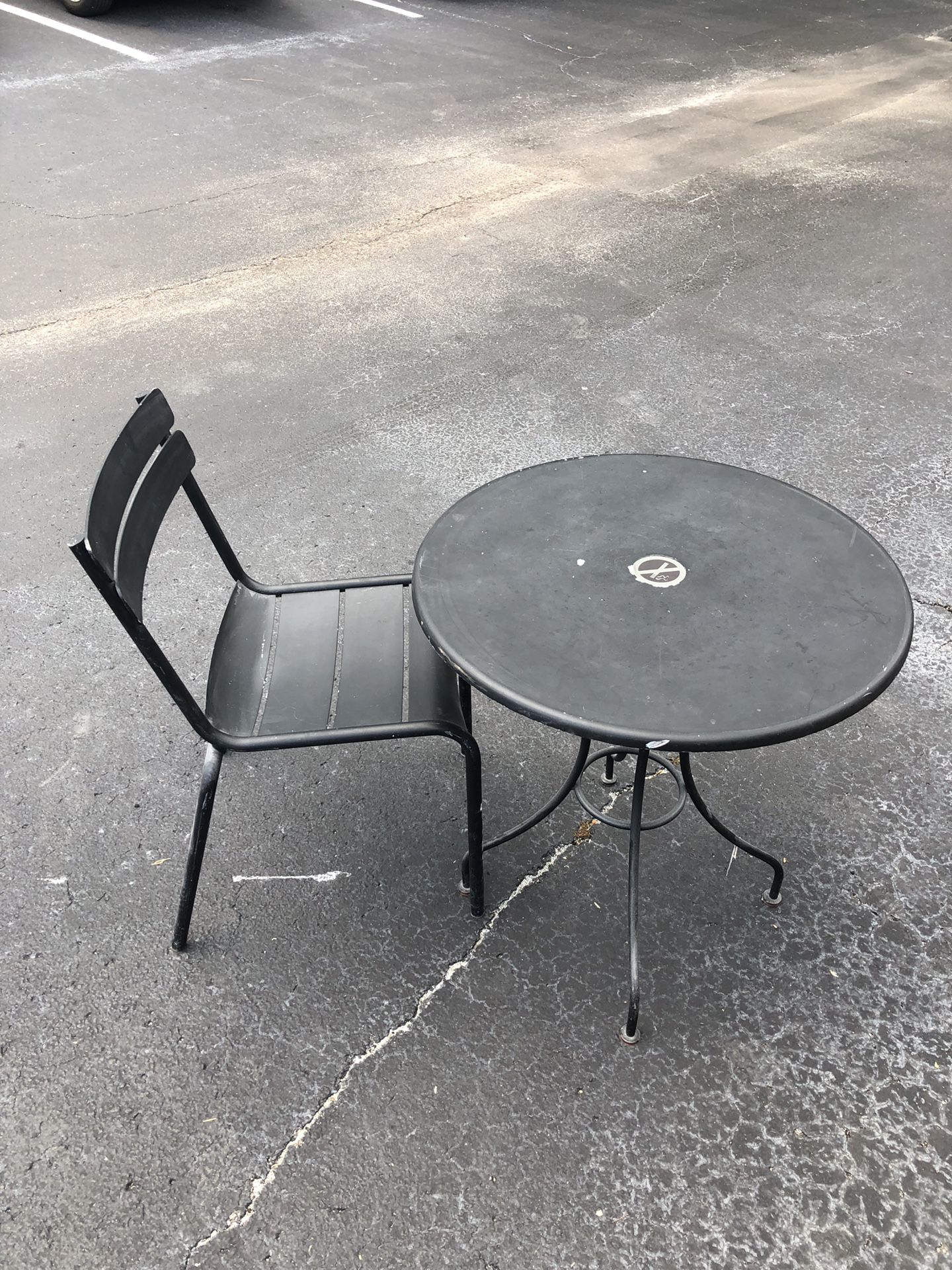 Outdoor restaurant furniture