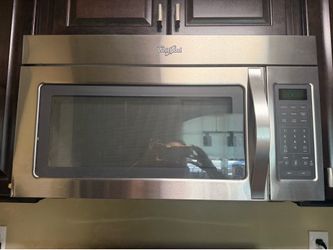 Whirlpool Gas oven and over-the-range microwave