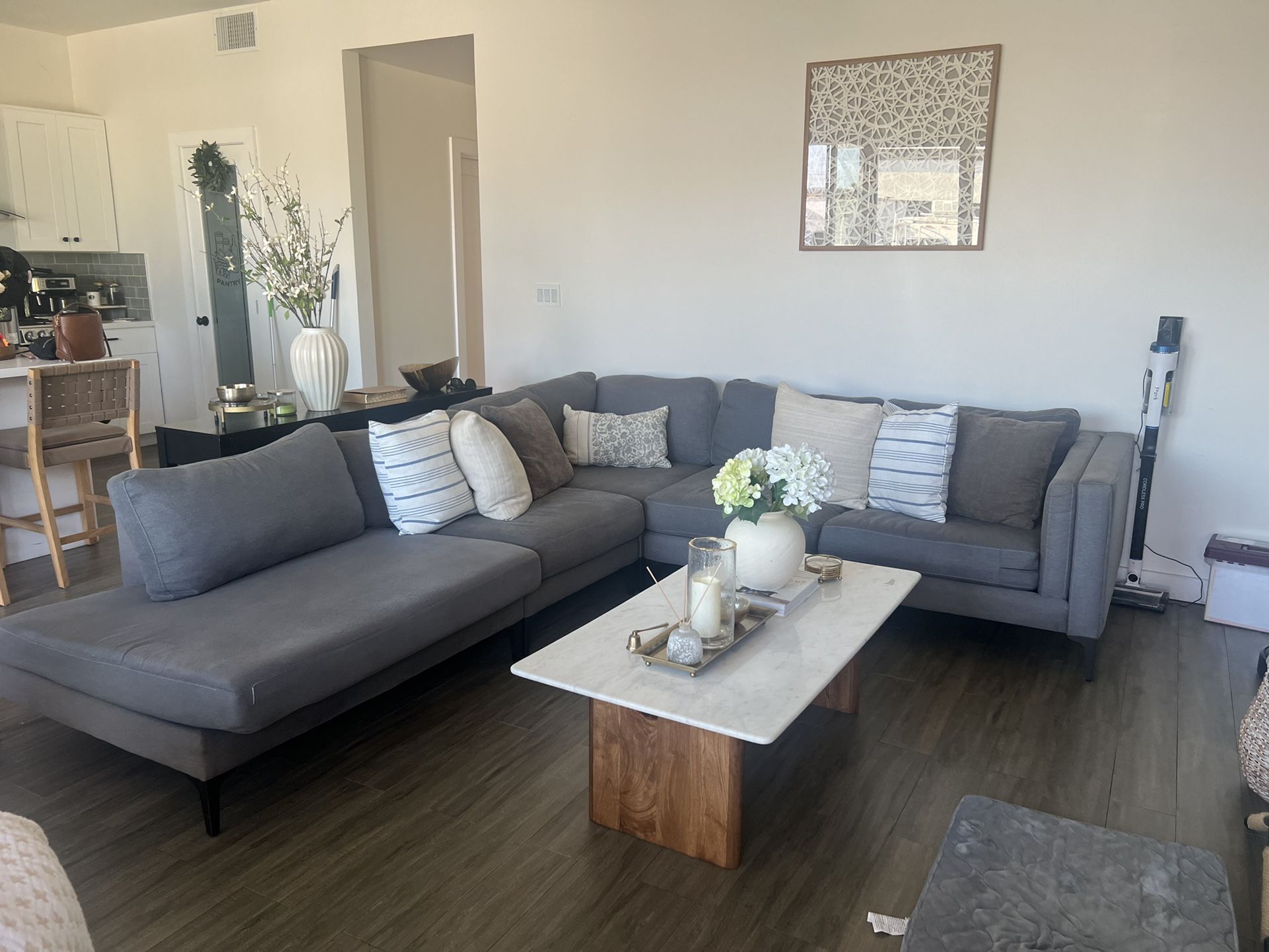 Sectional couch