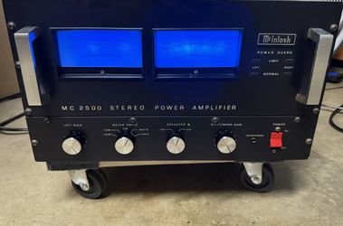 MCINTOSH MC2500 Stereo Power Amplifier 