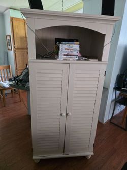 Computer / Storage Cabinet with Lighting