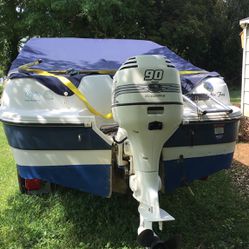 2011 Horizon 17 LE Four Winns Four Wins17 ft Bowrider 90 hp Johnson 2stroke  comes with Anchor, lines, safety equipment, life jackets, Bimini top, day