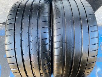 Two 245-35-19 Michelin Pilot Sport 4s