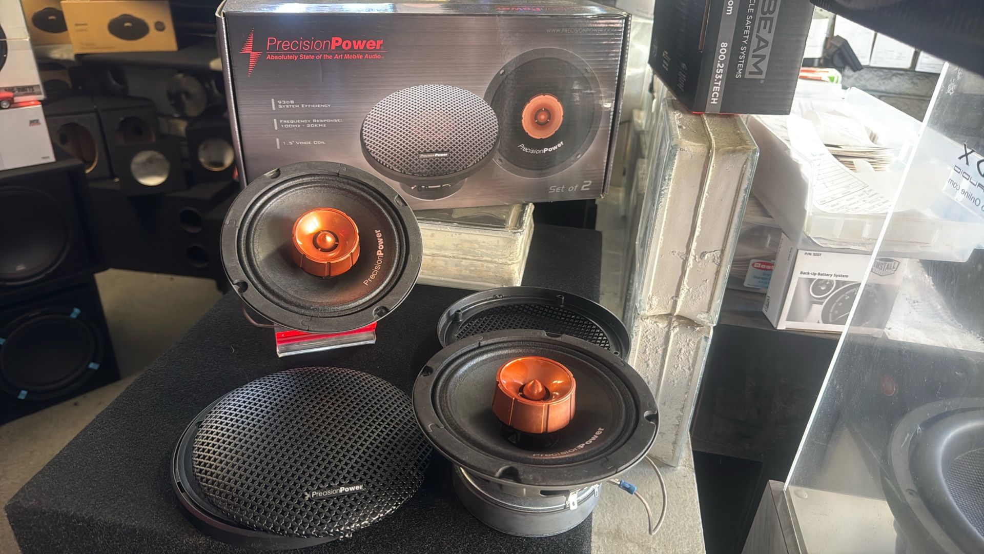 Pro-audio 6.5. Very Loud Speakers