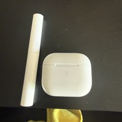 AirPods With AirPod Cleaner 