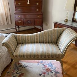 Beautiful Antique Chaise Mint Condition 